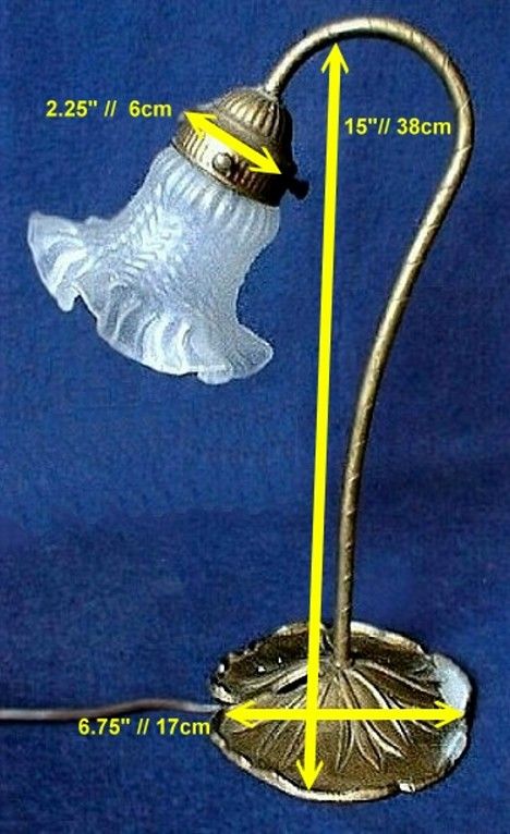 ART NOUVEAU LAMP GLASS SHADE LILY PAD BASE WORKING 120V  