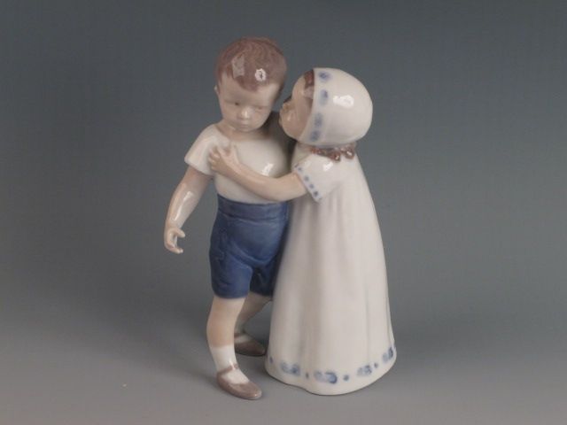Bing & Grondahl Love Refused Figurine 1614 B&G  