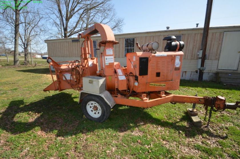 2003 BANDIT 200+ WOOD CHIPPER W/CATERPILLAR DIESEL Engine  