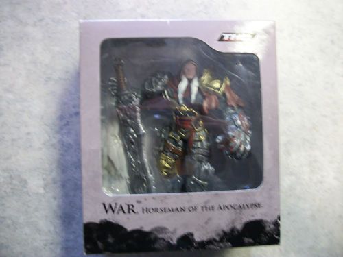 XBOX 360 PS3 DARKSIDERS WAR HORSEMAN FIGURE MIB  