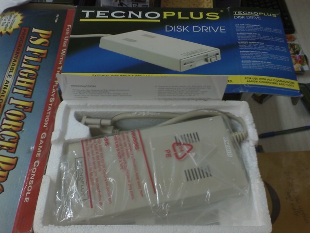 TECNOPLUS EXTERNAL AMIGA DRIVE BRAND NEW   NEW OLD STOCK  