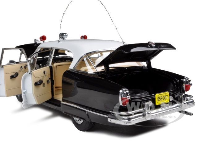 1952 NASH AMBASSADOR AIRFLYTE POLICE CAR 1/18  