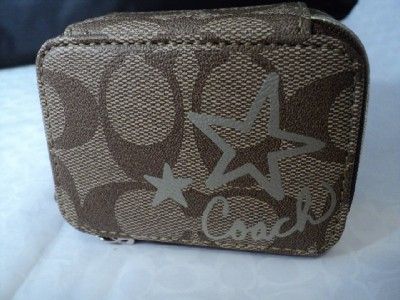   Coach heritage star signature khaki tripple pill case F61457  