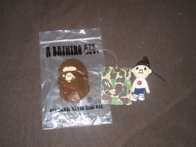 BAPE A BATHING APE NIGO PHONE STRAP NEW  