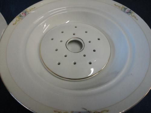 NORITAKE THE VITRY ROUND COVERED BUTTER DISH AND INSERT  