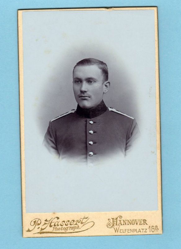 Antique CDV Photo Imperial Germany UNIFORM SOLDIER  