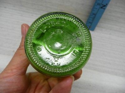   collectable Green glass beer bottle made by ANCHOR HOCKING RARE OLD