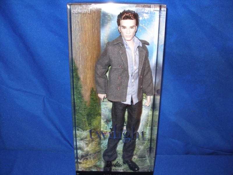 NEW, 2009 BEAUTIFUL VAMPIRE EDWARD CULLEN TWILIGHT  