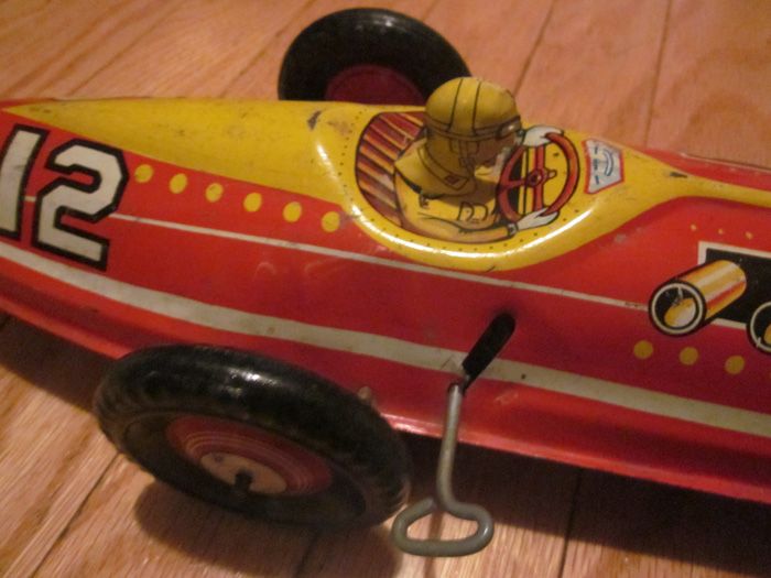 TIN WIND UP MARX 16 STREAMLINE RACE CAR nMINT w/Tin Driver RARE Org 