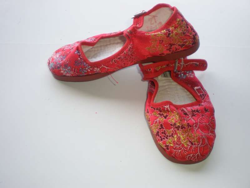   Shoes Child 27 child Red Silk Tianjin China 745914071196  