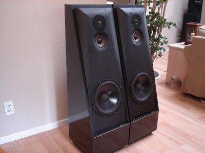 Awesome pair Thiel CS 3.5 Floor Standing Speakers.hi gloss piano black 