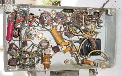 Delco Model R 1117 AM/SW Tube Radio Chassis  