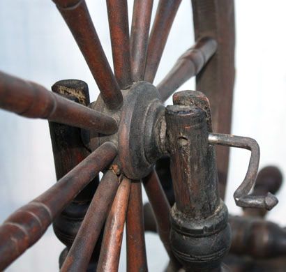 spinning wheel (left) and yarn winder (right)