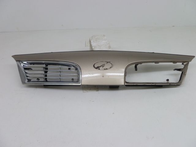 01 02 03 04 OLDSMOBILE SILHOUETTE GRILLE OEM  