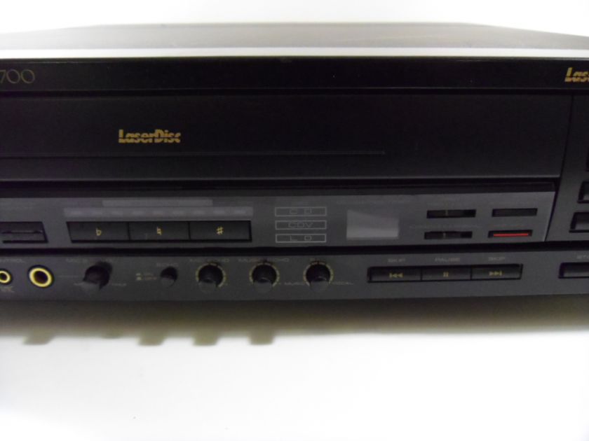 Pioneer CLD V700 Laserdisc With Karaoke Player Used N/R  