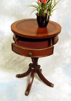 Classica Dark Brown Round Pedestal End Table  