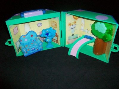 2003 Nick Jr Blues Room Playset + figures  