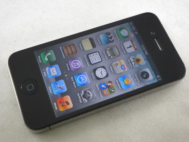 APPLE IPHONE 4 16GB 16 GB BLACK CELL PHONE AT&T GSM WIFI GPS CAMERA 