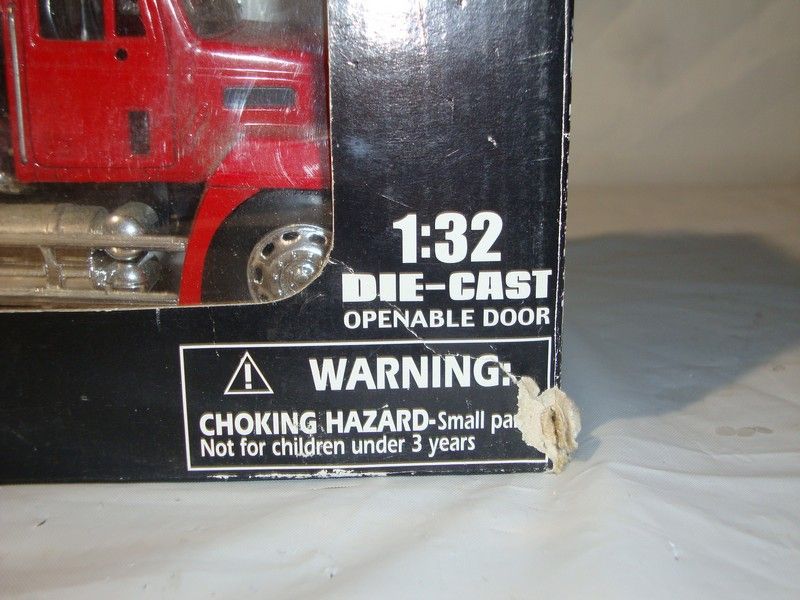 New Ray Mack Truck 132 Scale Die Cast Openable Door  