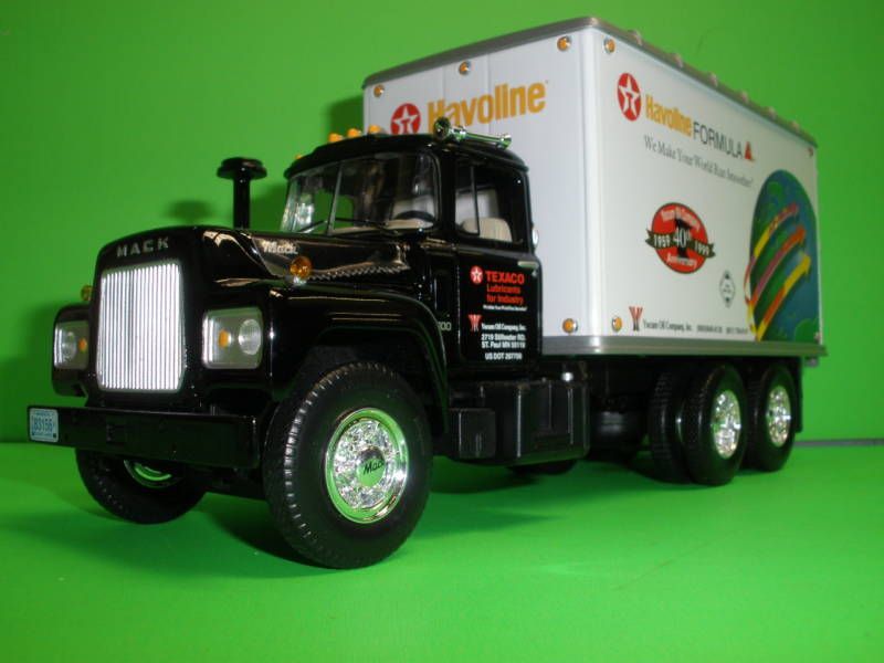 1999 TEXACO YOCUM OIL MACK R MODEL TRUCK 1st First Gear  