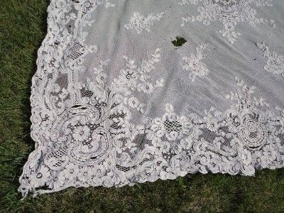   Vintage Estate Italian Handmade Lace Tablecloth EXQUISITE DETAILING