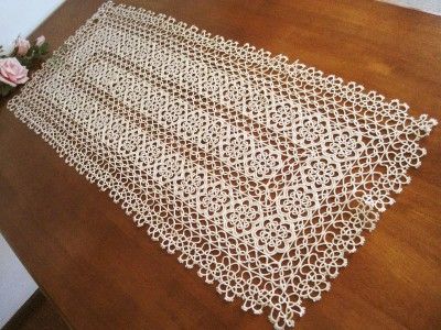 Vintage Handmade Tatting Lace Table Runner Ecru 85CM  