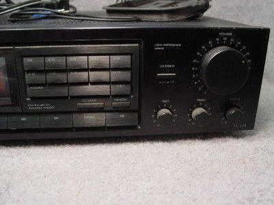 ONKYO QUARTZ SYNTHESIZED TUNER AMPLIFIER R1 MODEL TX 820  