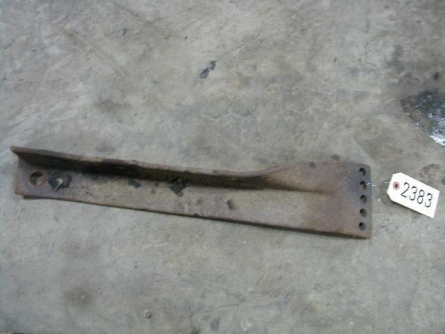 John Deere B Right Hand Draw Bar ID 2383*  