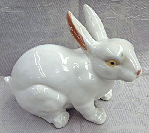 White Glazed Bunny Rabbit Porcelain Statue Foo Dog 8  