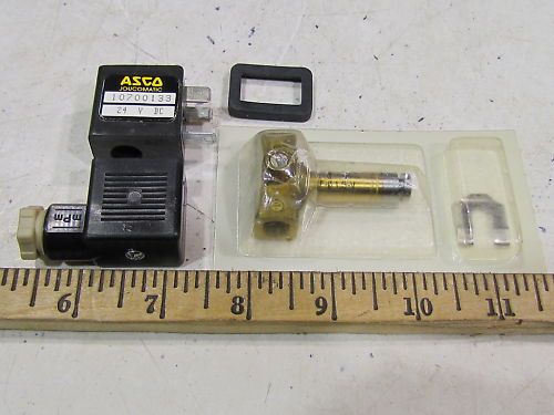 Asco Joucomatic 10700133 24vdc 1/8 NPT Solenoid Valve  