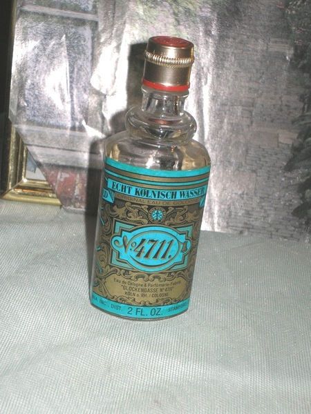 GLOCKENGASSE No 4711 PRE OWNED EAU de COLOGNE  