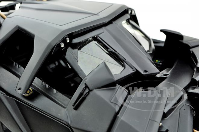 THE DARK KNIGHT BATMOBILE 118 ELITE EDITION DIECAST  