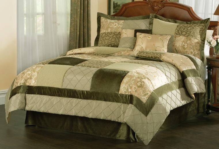   VELVET JACQUARD 8PC QUEEN COMFORTER BEDDING SET BED IN A BAG  