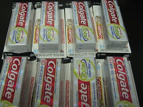 COLGATE TOTAL CLEAN MINT .75 OZ X 8  