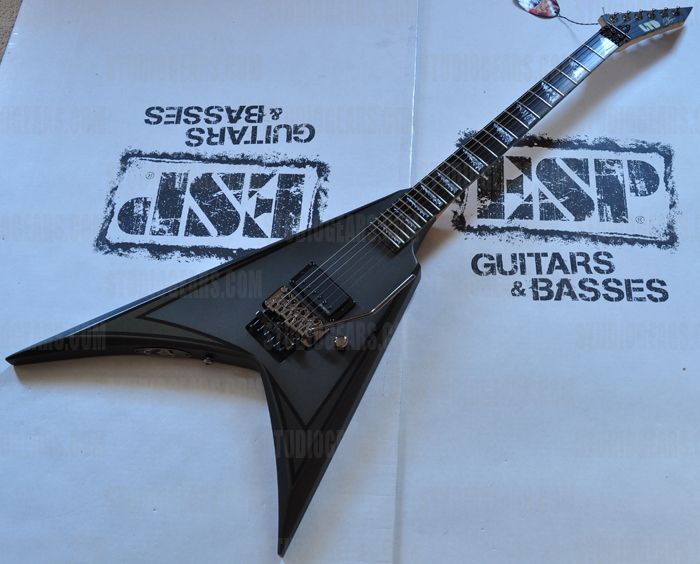 ESP LTD Alexi 600 Blacky Electric Guitar. Alexi Laiho Mint Condition 