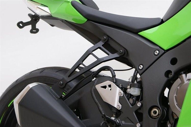 Kawasaki ZX10R Exhaust Hanger / Bracket (2011 2012) Made by Evotech 