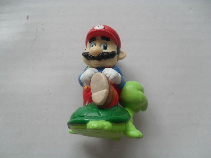 1989 NINTENDO *SUPER MARIO BROTHERS YOSHI* FIGURE PVC GAME NES 