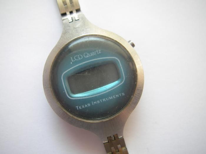 Front signed LDC Quartz, Texas Instruments Back signed T, TI3H, base 